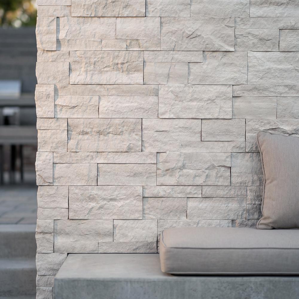 Rockmount XL-Canyon Oak 9" x 12" x 6" Natural Limestone Ledger Corner Panel by MSI