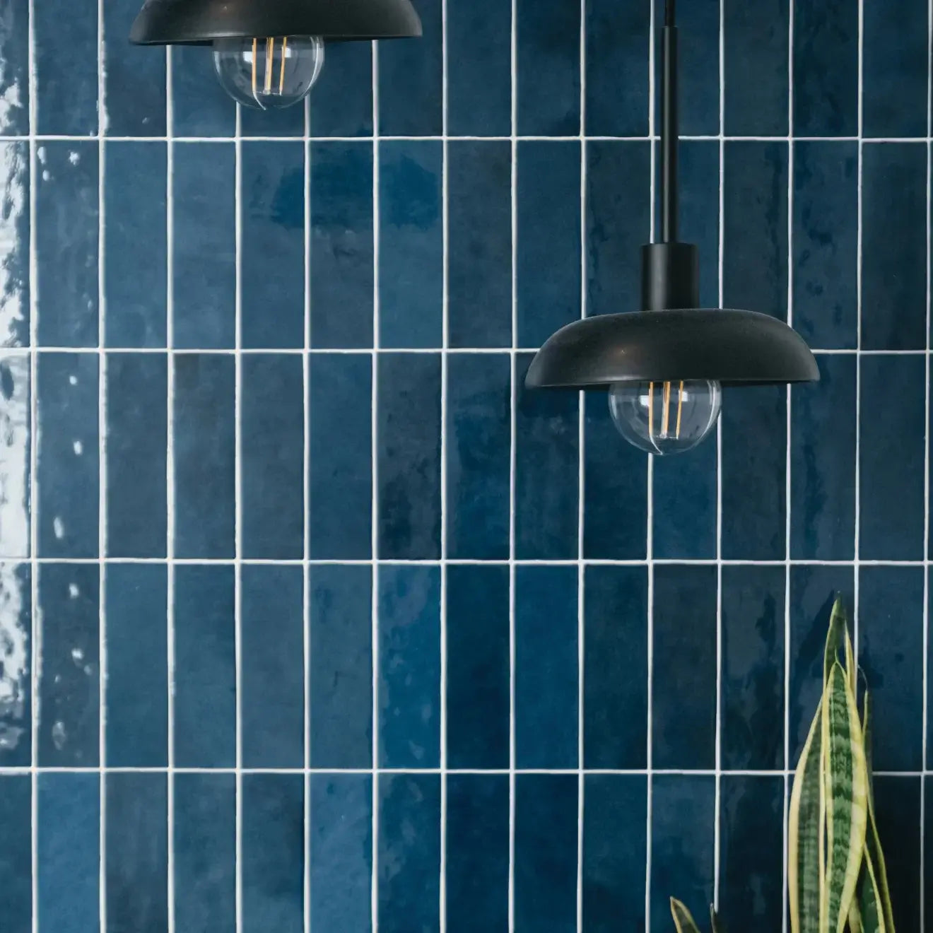 Cloé 2.5" x 8" Glossy Ceramic Tile in Blue