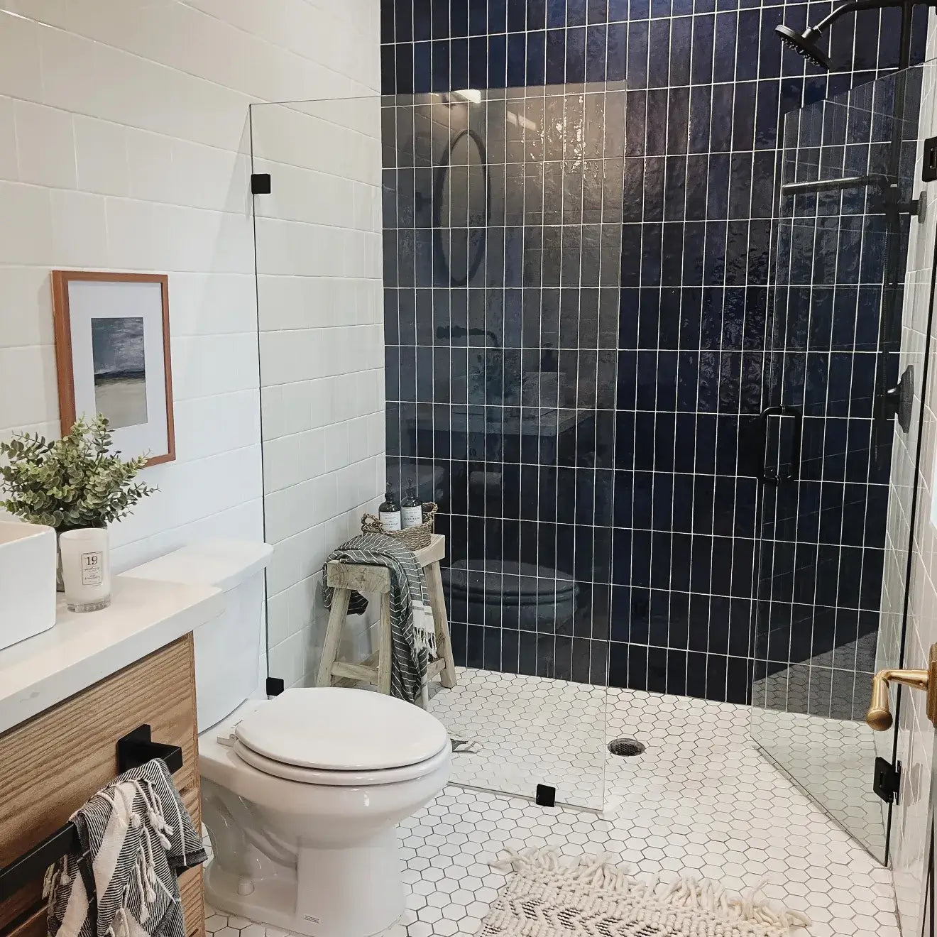 Cloé 2.5" x 8" Glossy Ceramic Tile in Blue