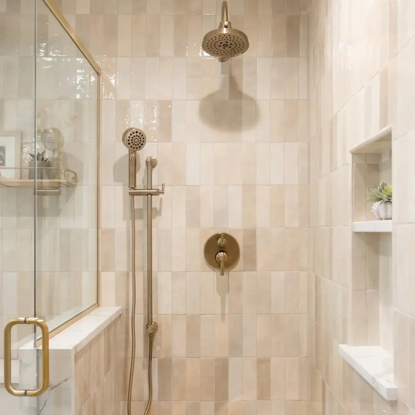 Cloé 2.5" x 8" Glossy Ceramic Tile in Creme