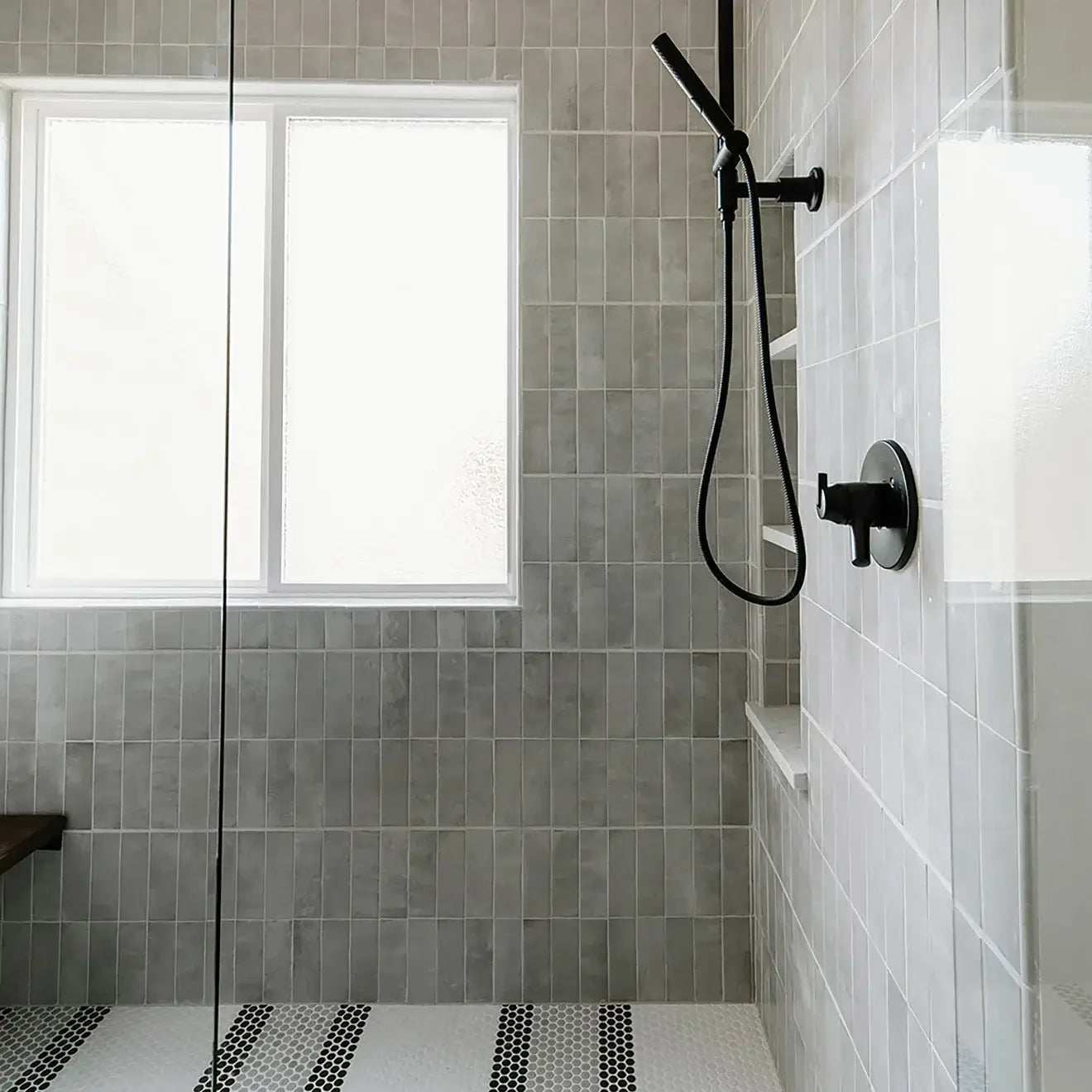 Cloé 2.5" x 8" Glossy Ceramic Tile in Grey