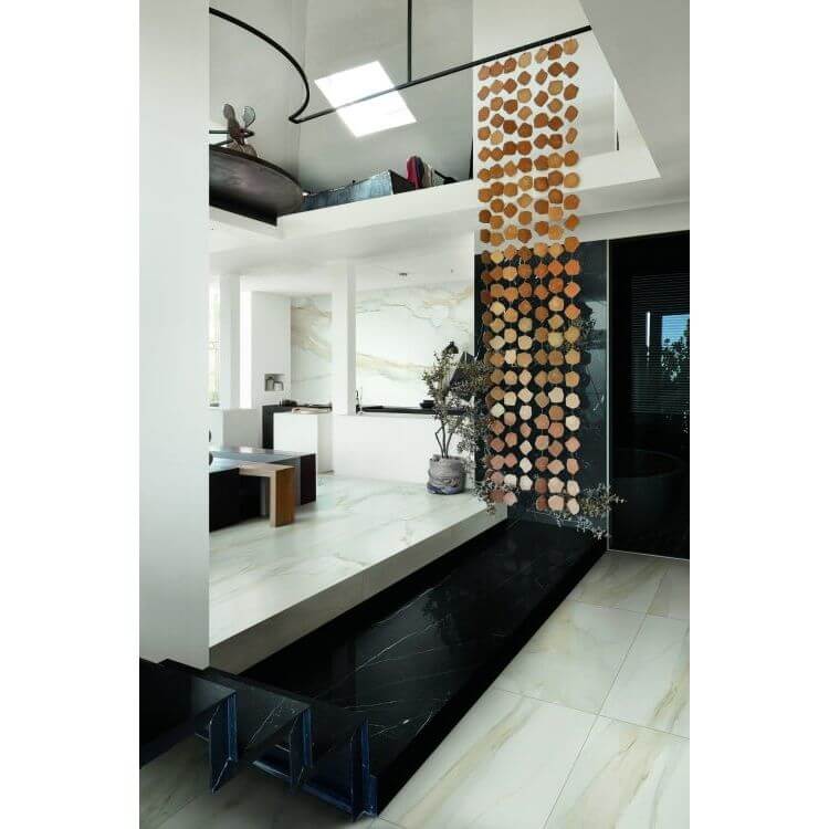 Classici Calacatta Gold Matte 32 x 32 - Hey Tiles