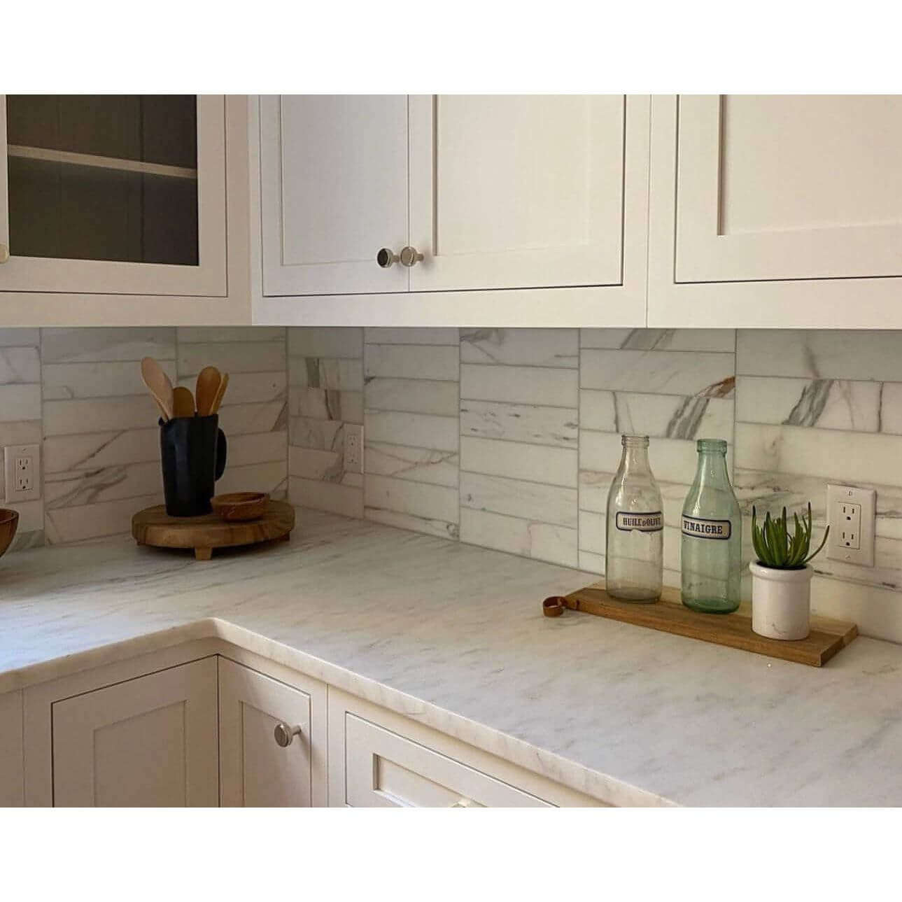 4X12 Calacatta Gold Subway Tile, Italian Marble - Hey Tiles