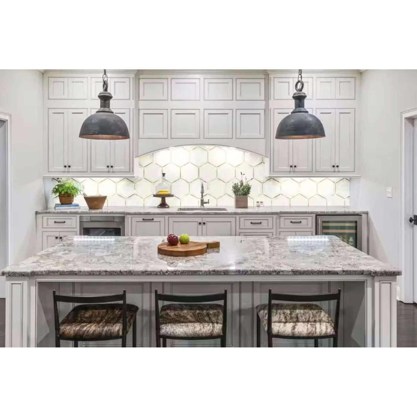 MSI Medici Gold Pattern Backsplash Tile - Hey Tiles