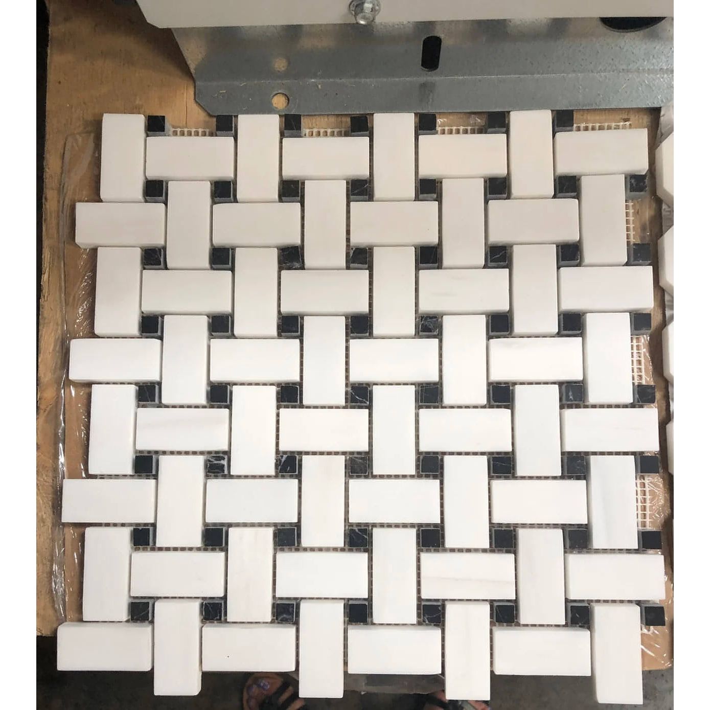 1x2 Bianco Dolomite Basketweave with Nero Dots 12x12 - Hey Tiles