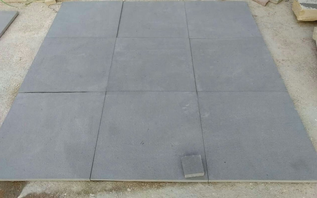 Mountain Bluestone 18x36x1" Flamed Pavers