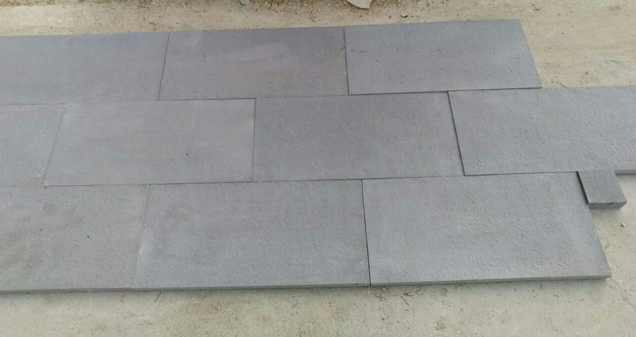 Mountain Bluestone 24x36x1.5" Flamed Pavers