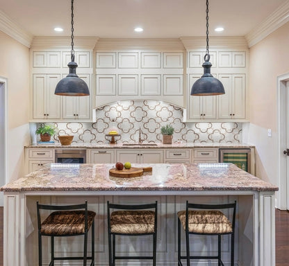 MSI Bianco Quatrefoil 12 in. x 12 in. x 10mm Polished Marble Mesh-Mounted Mosaic Tile — product image 3