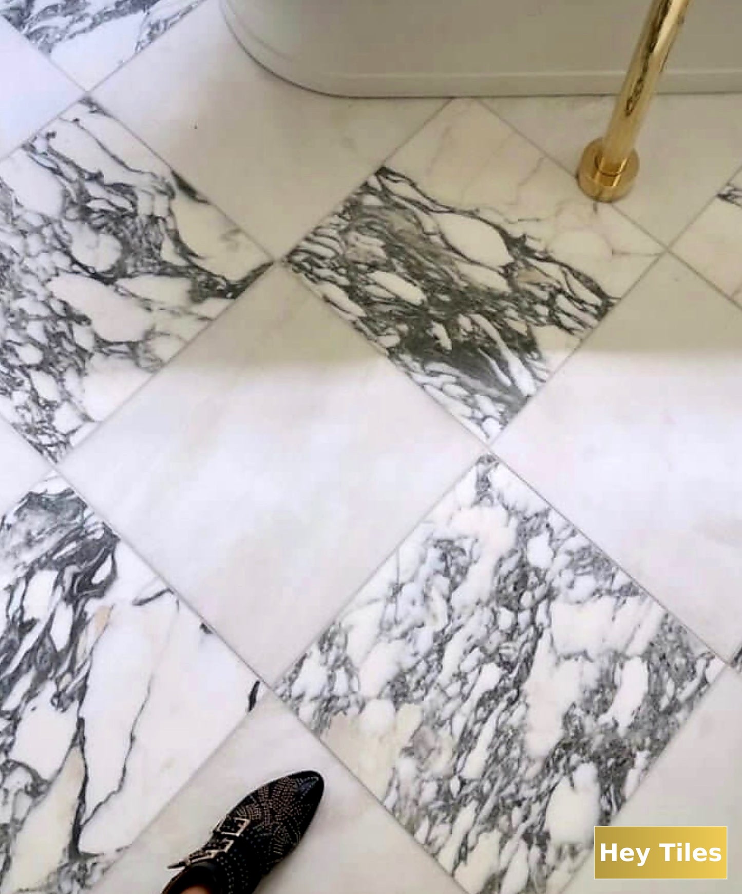 24x24 Arabescato Polished Deluxe Italian Marble