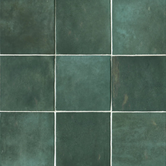 Cloé 5" x 5" Glossy Ceramic Tile in Green