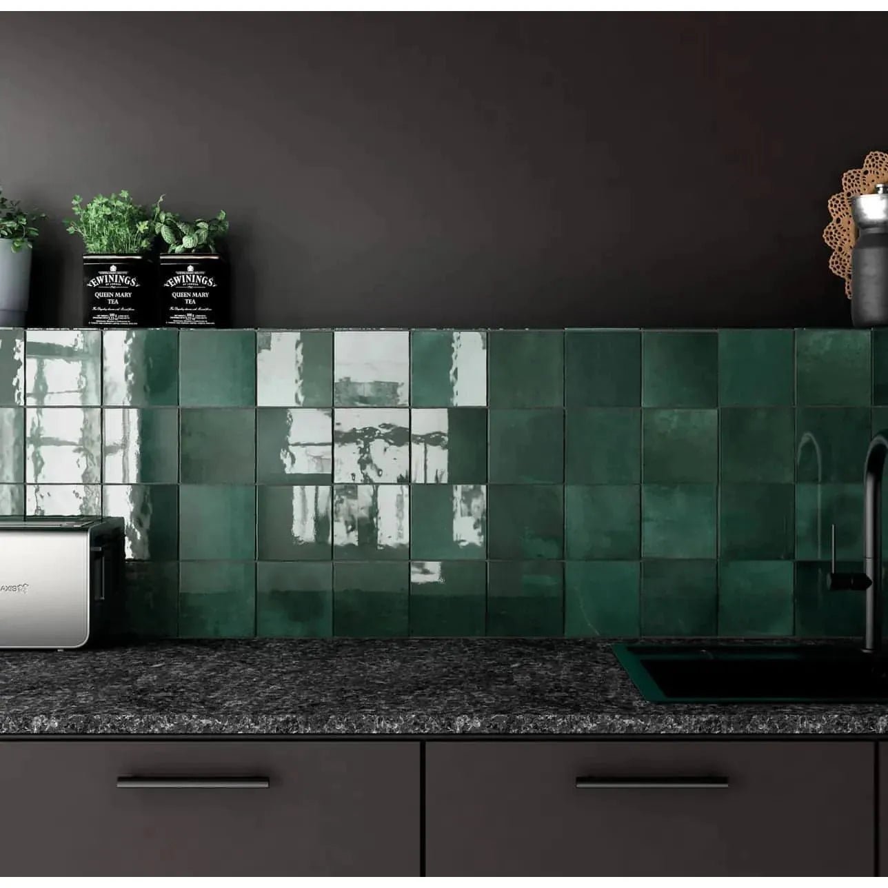 Cloe 5" x 5" Ceramic Tile in Green - Hey Tiles