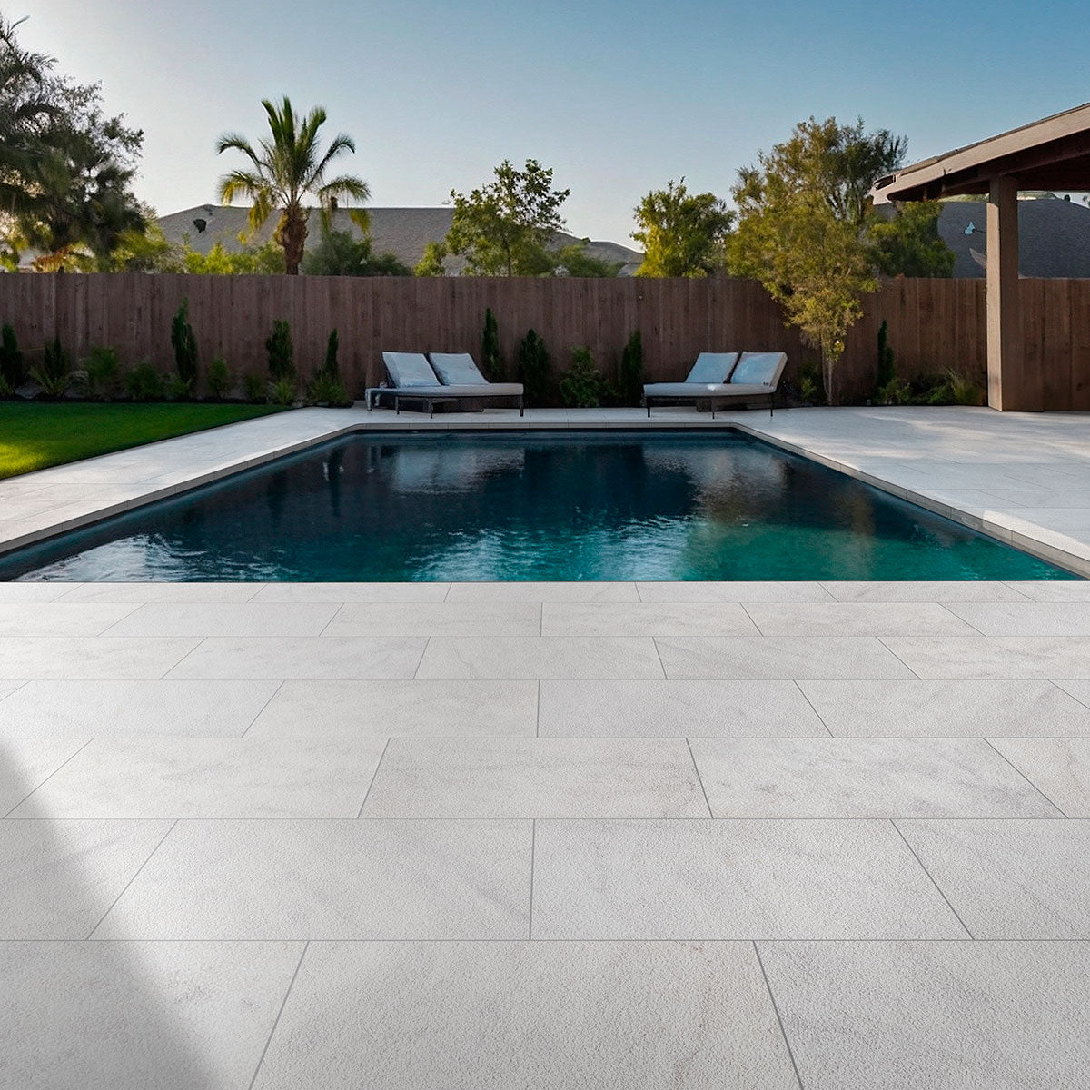 MSI Crystal White 10-Kit 160 Sq Ft Sandblasted Marble Paver Set - lifestyle view 2