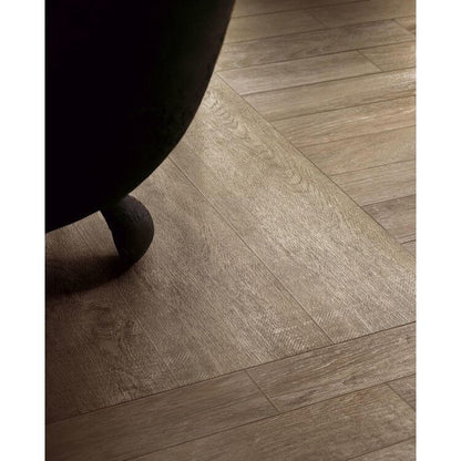 Selection Oak Amber 6 x 48 - Hey Tiles