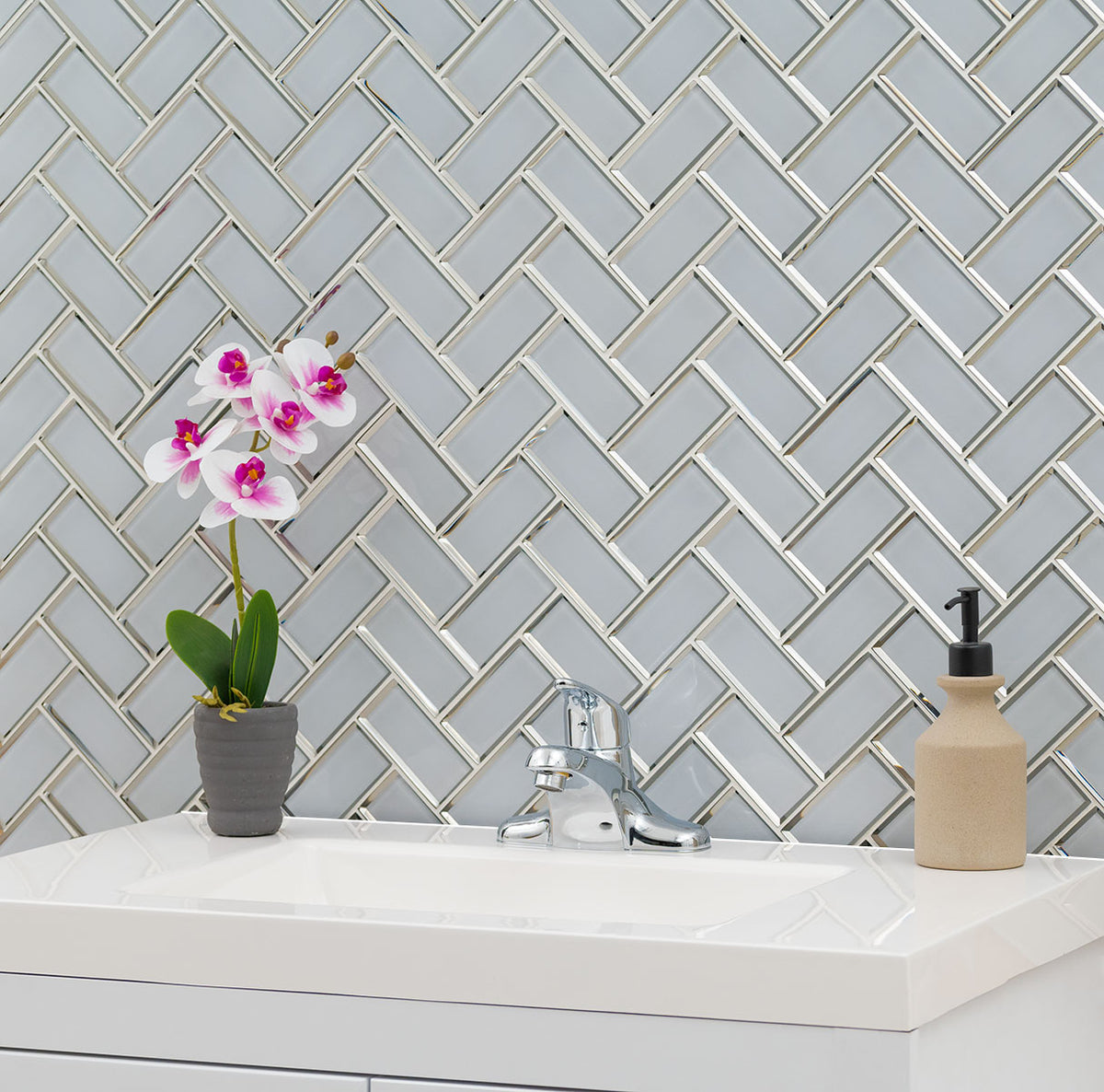 MSI Ice Bevel Herringbone Glass Mosaic Tile - view 4