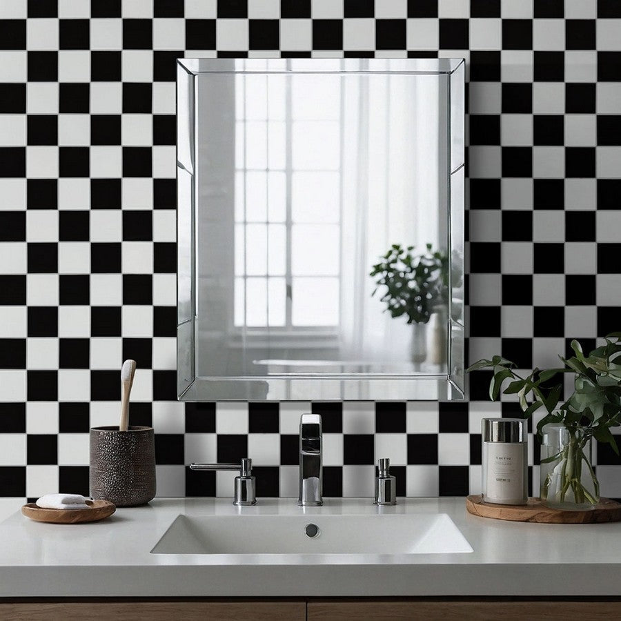 MSI White and Black checkered room scene