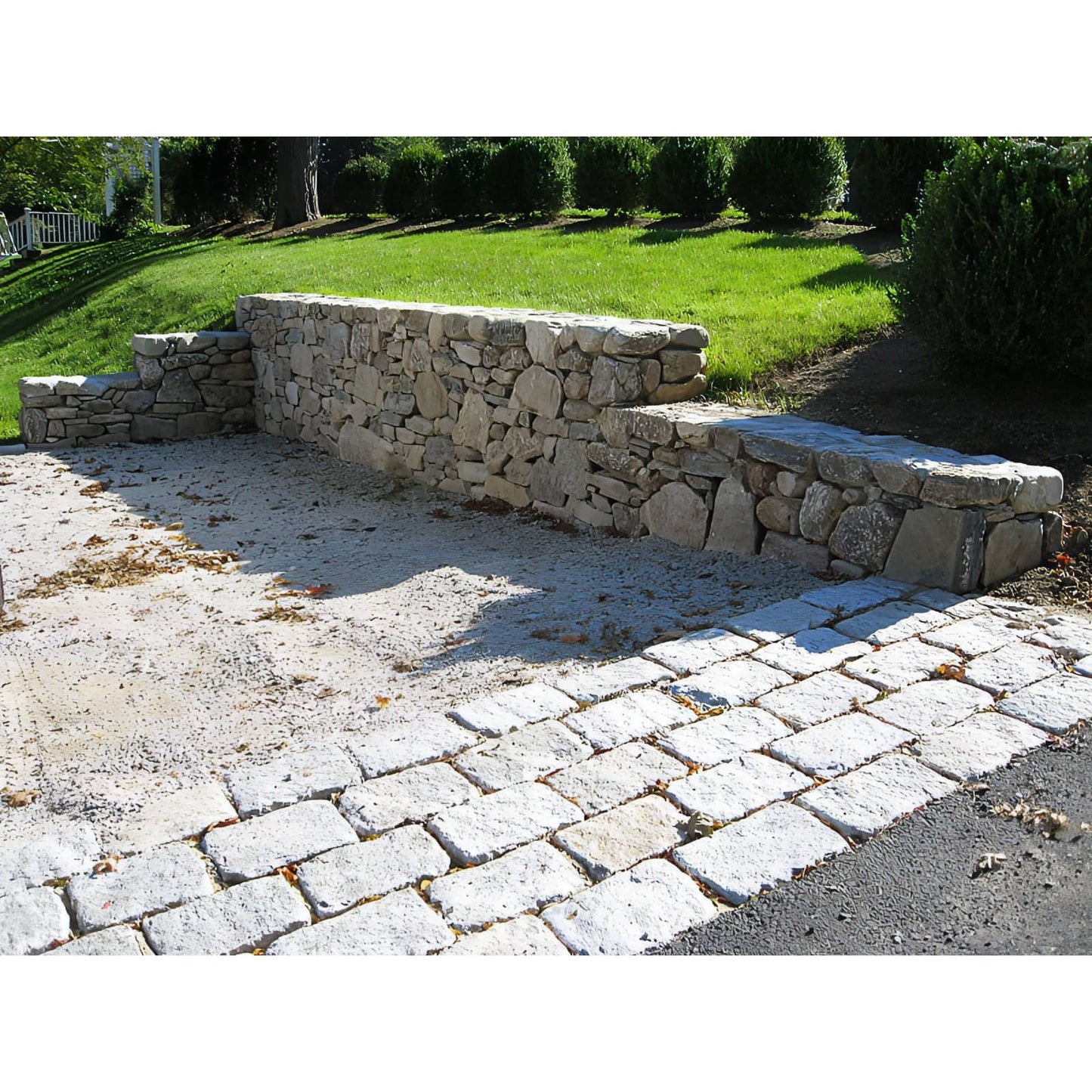 Belgian Block Cobble Pavers 4X8X2.5" - Hey Tiles