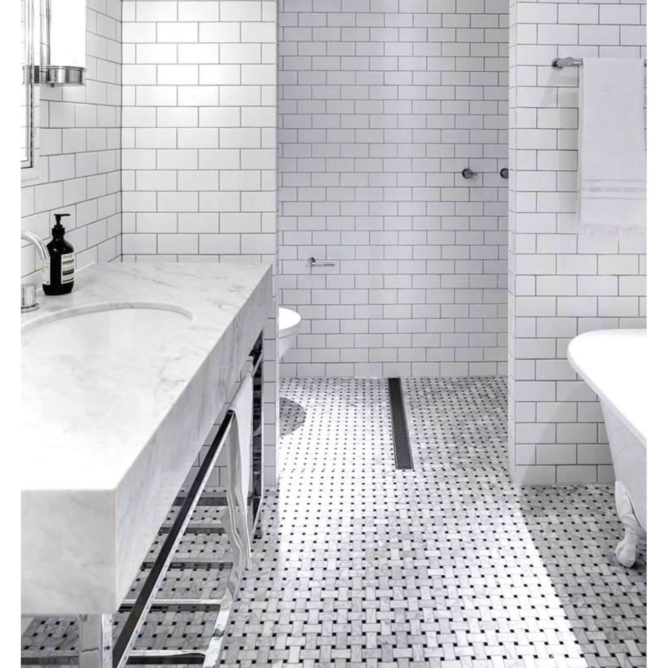 Carrara White Marble Basketweave Mosaic Tile W/ Black Dots - Hey Tiles